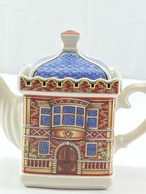 Sadler English Country Houses Ceramic Teapot # 4439 Elizabeth House Cottage